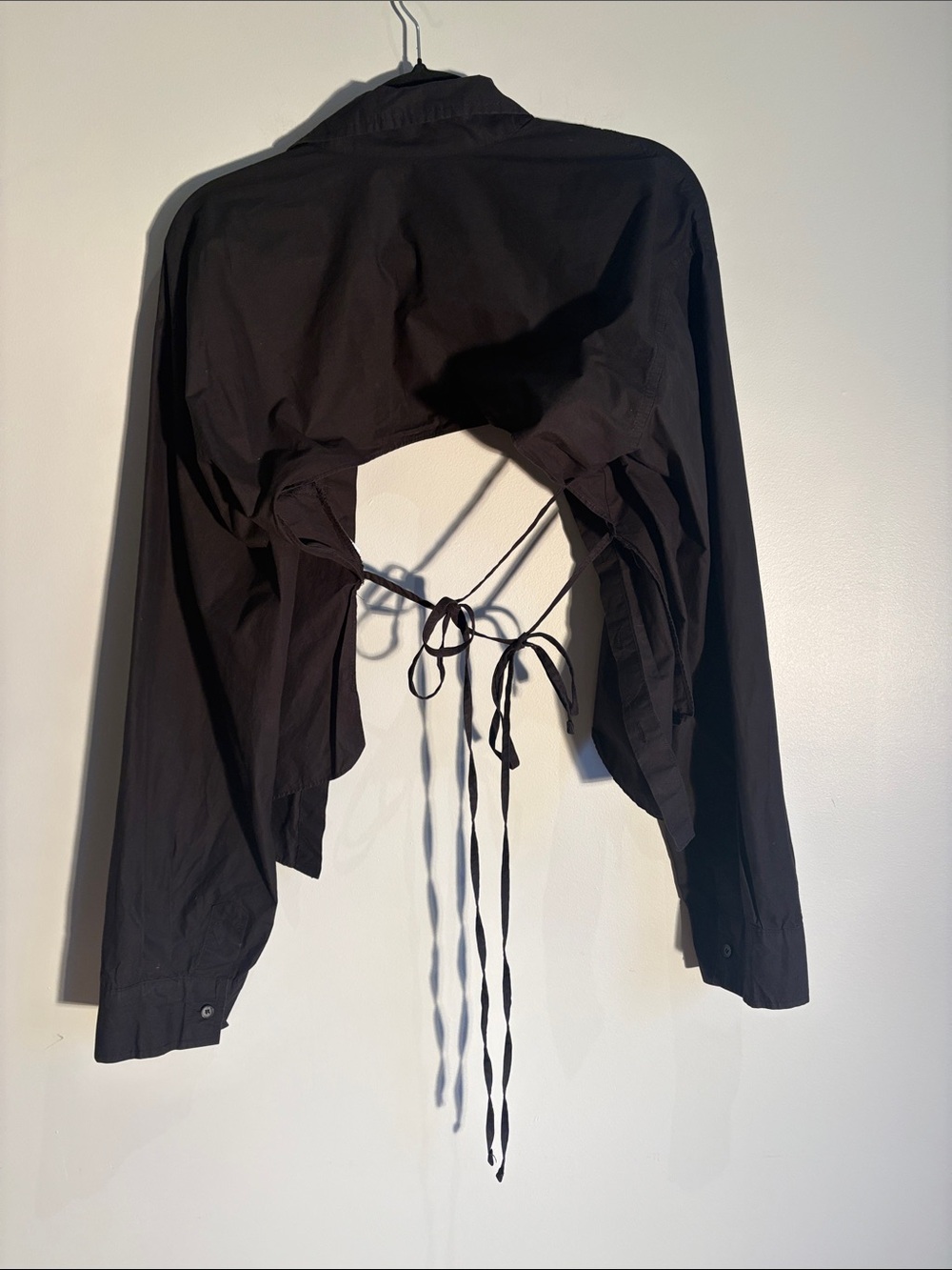 Oak + Fort Open Back Tie Shirt | Black | Size M - Picture 4 of 4
